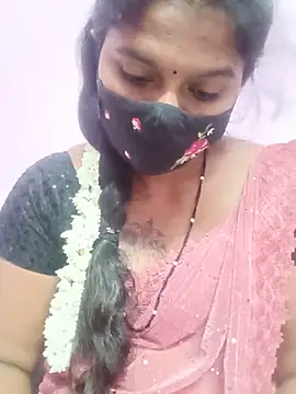 CuteDevilAnu webcam