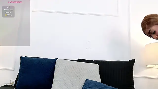 lunaa_ebony webcam