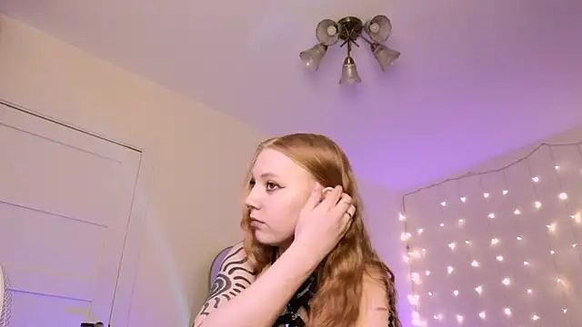 RebeccaAster webcam