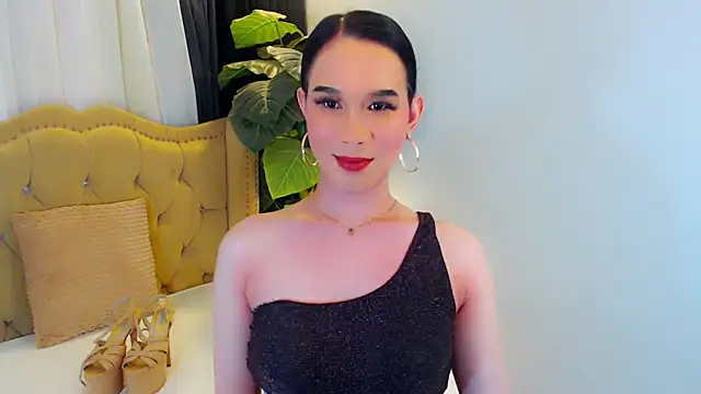LexiLoreOnTop webcam