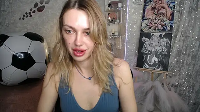 NickyAdamidi live cam on StripChat