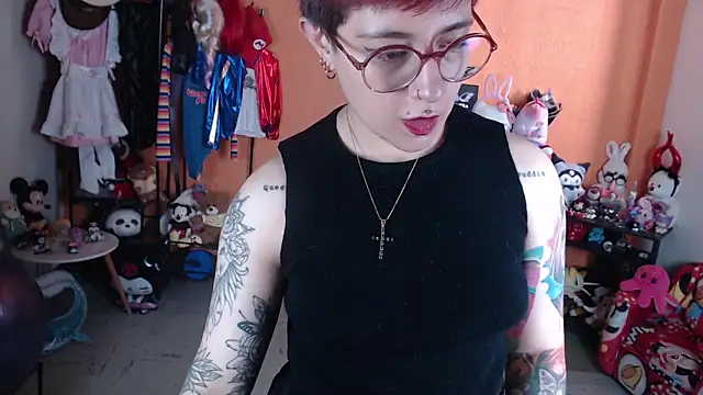 MissMiia2 webcam