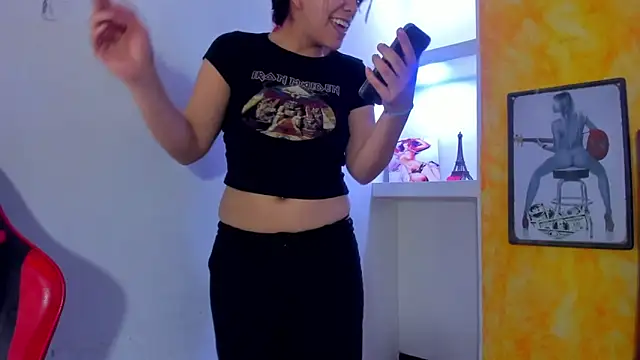 Raven_Rouge_ webcam