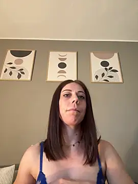 Luna_licous webcam