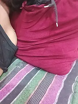 Yours_Manvii webcam