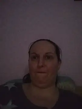 BustyLadyAlma webcam