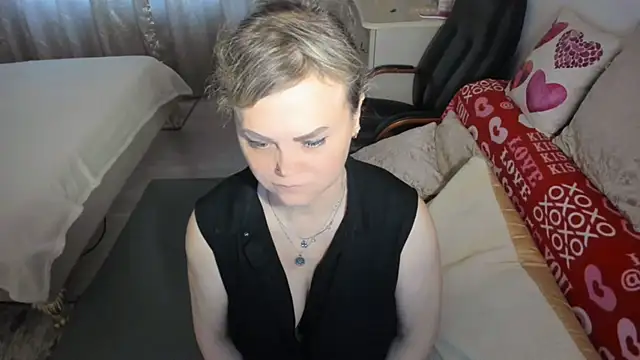 MildMature webcam
