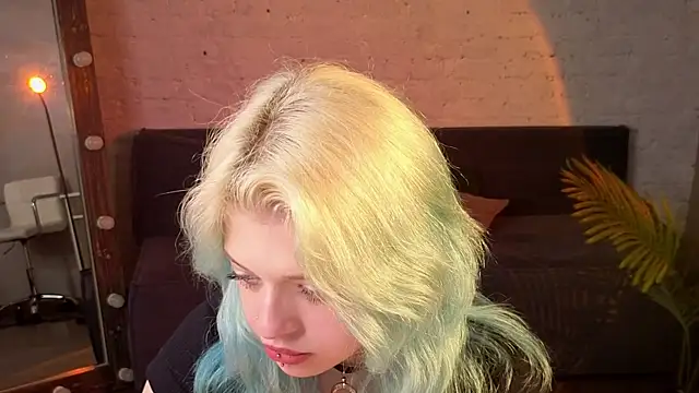 clown_princess's live room