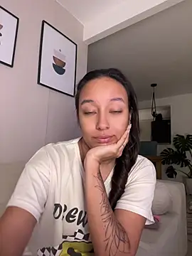 DianaHopson webcam