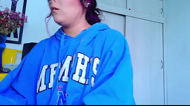 purple_em69 webcam