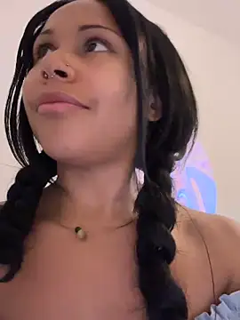 HaileyDiana webcam