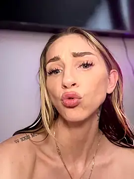 Dallyssxo_ webcam