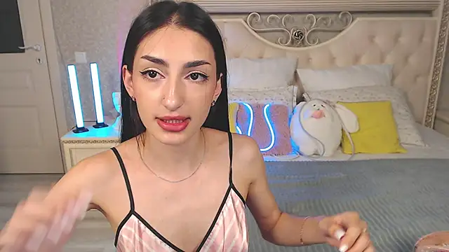 Lina_Robbins webcam