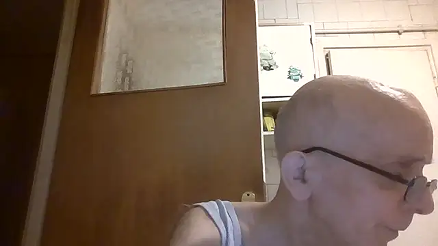 mariusica1@xh webcam