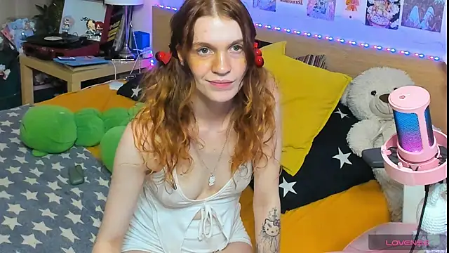 Sunny_Elly webcam