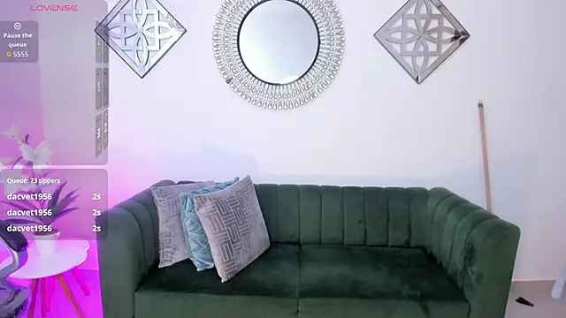 Shantaall_ webcam