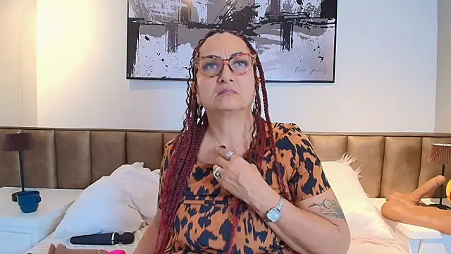 AlessandraLeroy webcam