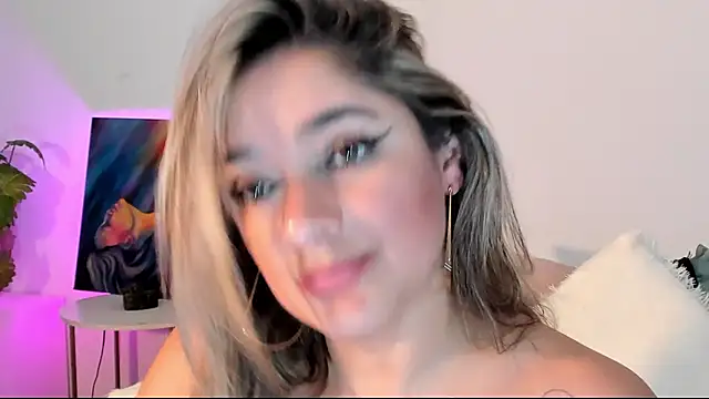 NicoleDiior webcam