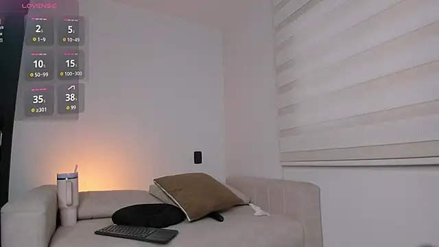 arianna_000 webcam