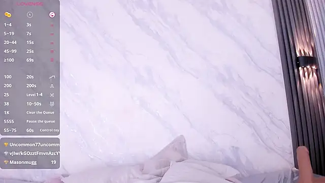 Monika-Ruiz webcam