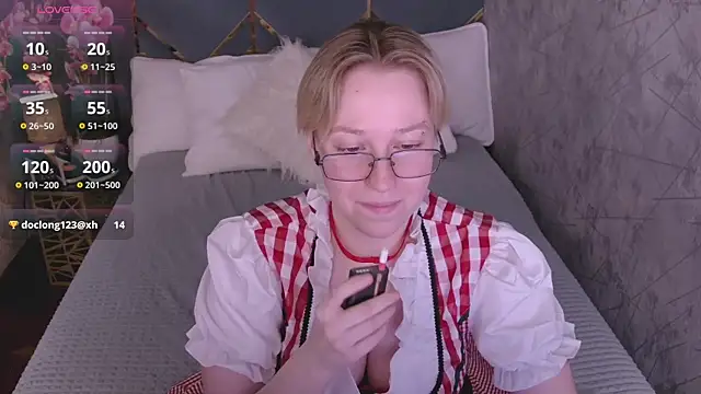 AlexandraGreen webcam