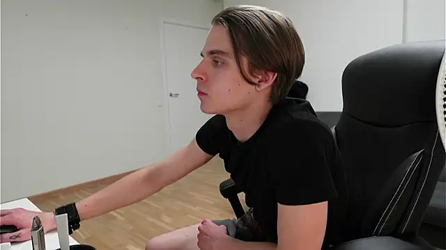 david_heath (M twink) - COCK SHOW