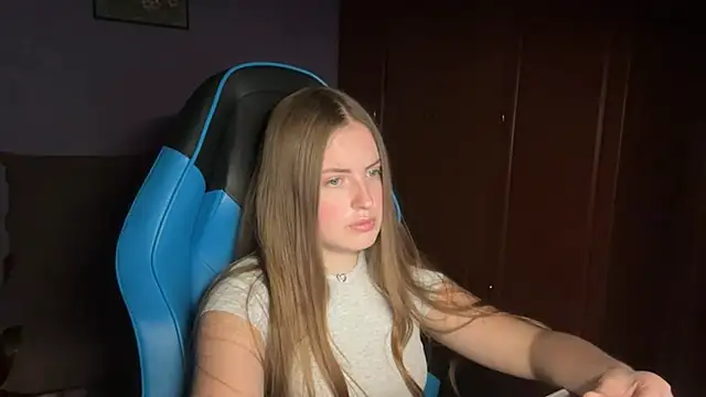 SilkSinner_ webcam