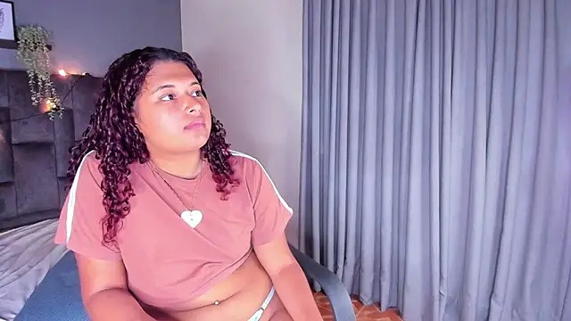 AmeliaLaurent_ webcam
