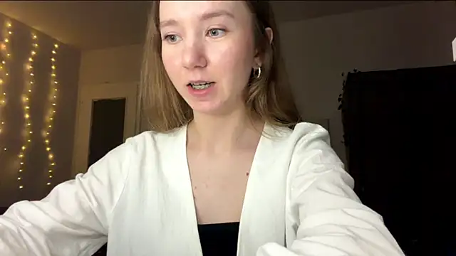 smalllisa webcam