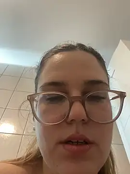 Lauretta1507 webcam