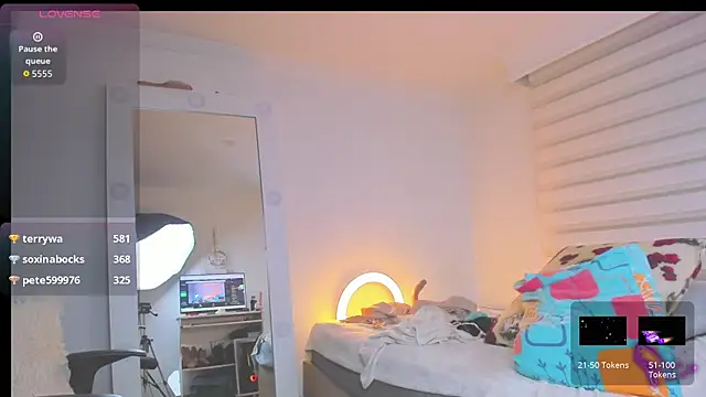 SharonVelvet webcam