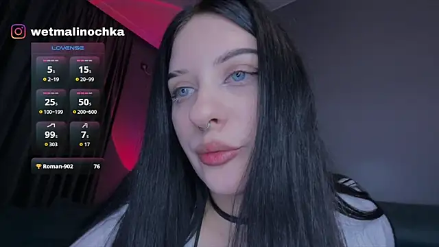 mali_doll webcam