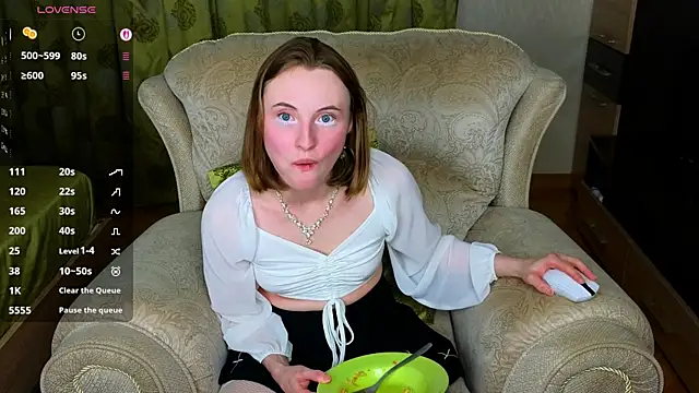Cowell_Adelina webcam
