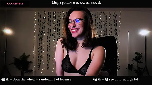 Alicia_x_art webcam