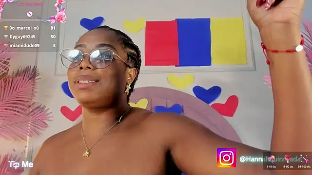 Hanaahquinn webcam