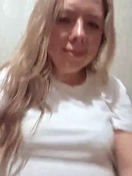 Irina3718 webcam