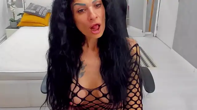 MarbellaRyder webcam