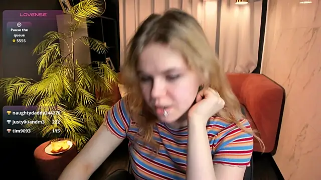 ElizabethVane webcam