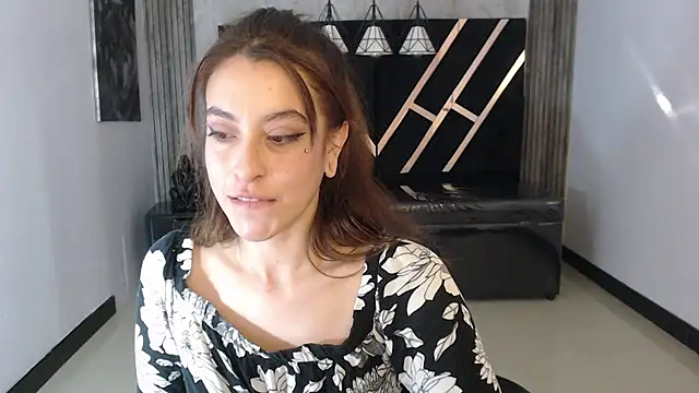 DamiaOshun_ch webcam