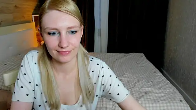 ReginaAmour webcam