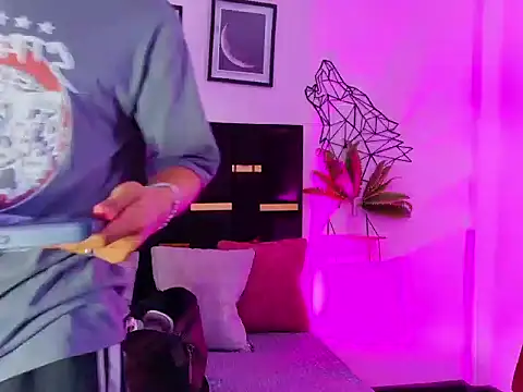 LEE_ROSES webcam