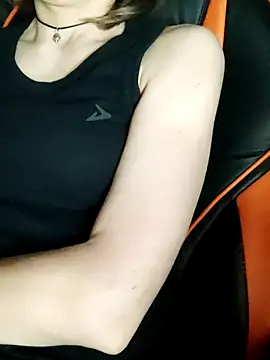 Aashikalaa webcam