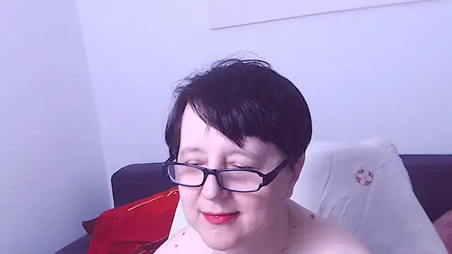 christarose (F mature) - dance monkey,naked