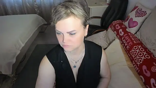 MildMature webcam