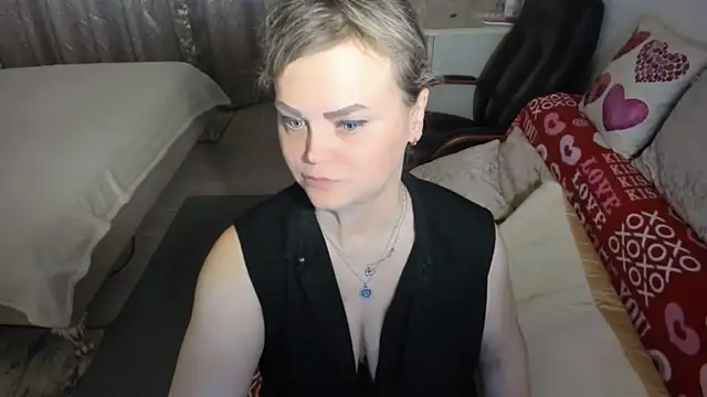 MildMature webcam