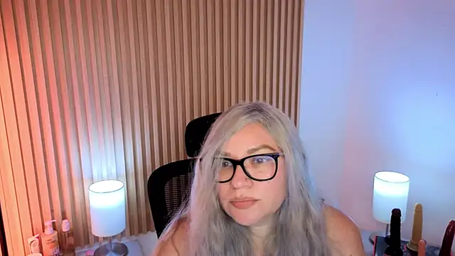 MarianL0ve webcam