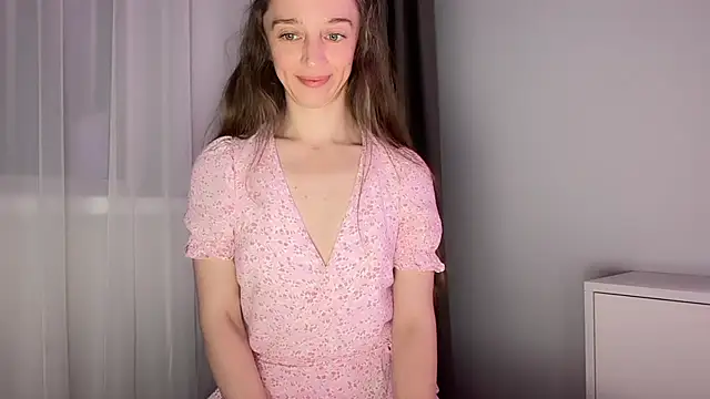 ShySchoolGirl webcam