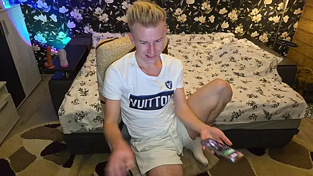 Vuitton live sex cam