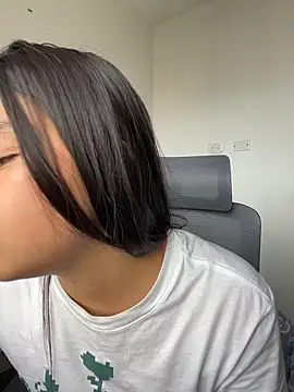 i_samanthaa (F teen) - Get naked👀