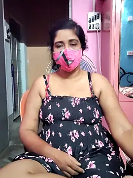 Rulali_44 webcam